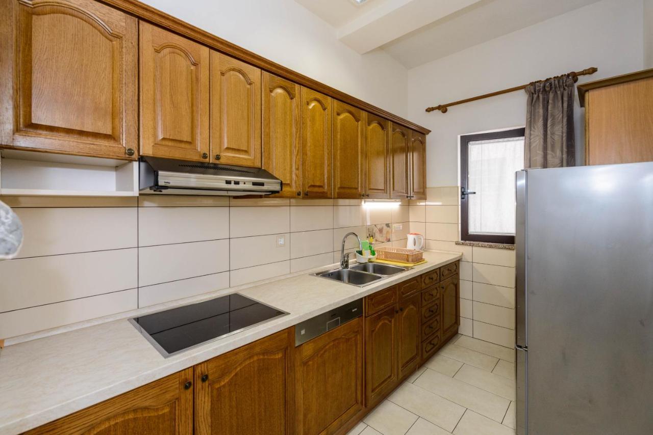 Apartments Milar Rovinj Exterior photo