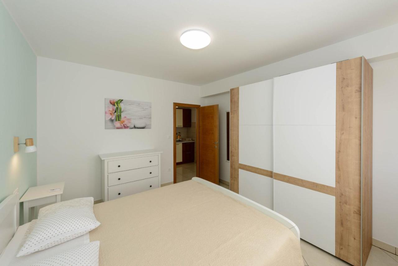 Apartments Milar Rovinj Exterior photo
